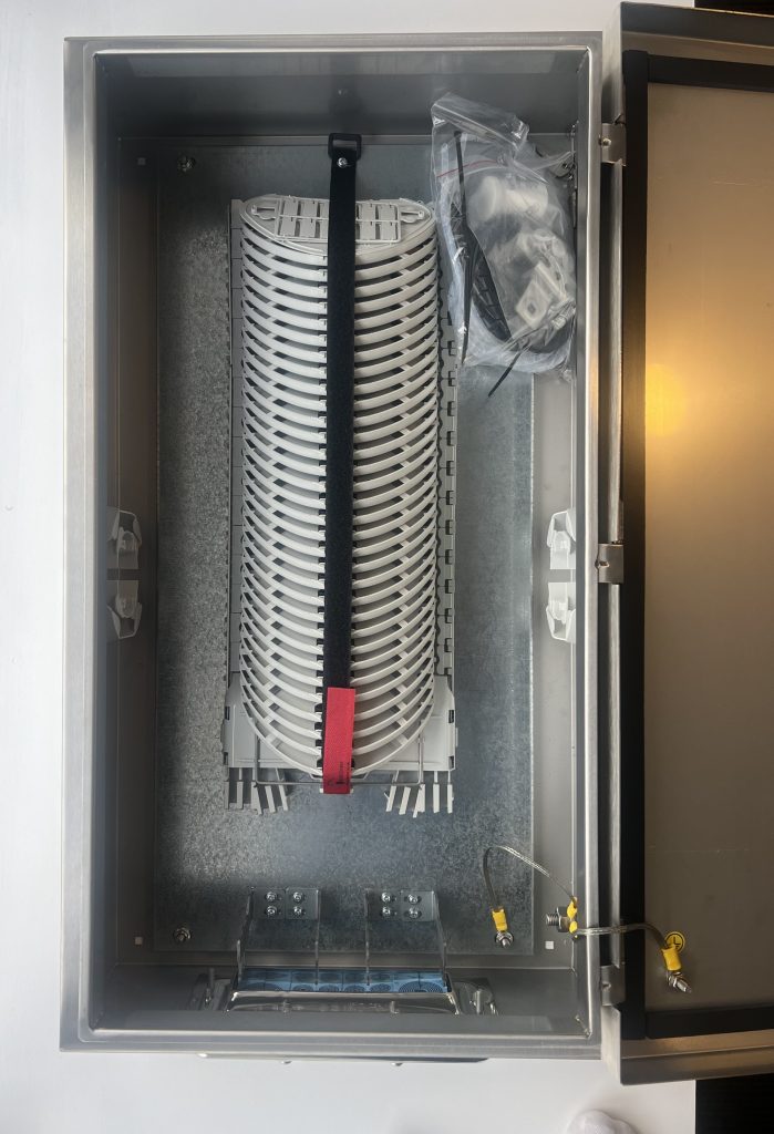 Passcomm 24F, 288F and 432F SS Splice Enclosure